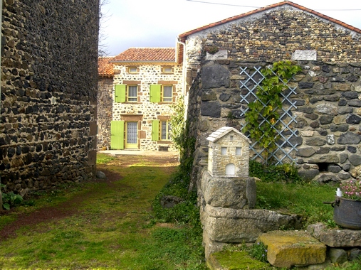 Aubaron, petite ruelle aubaron petite ruelle