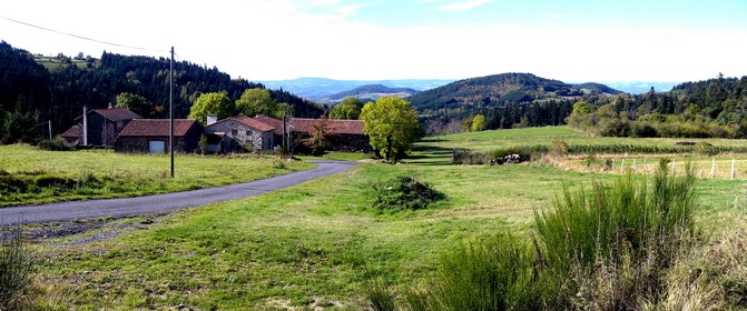 Aubaron, panorama chaîne des puys Aubaron, panorama chaîne des puys